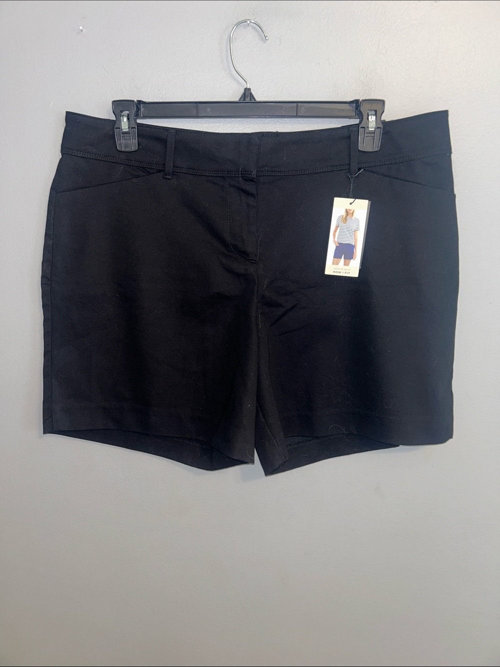 The Limited Flat-front Short